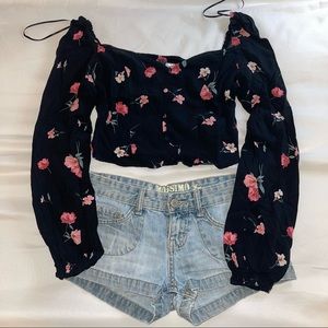 H&M floral off shoulder crop top 🌸